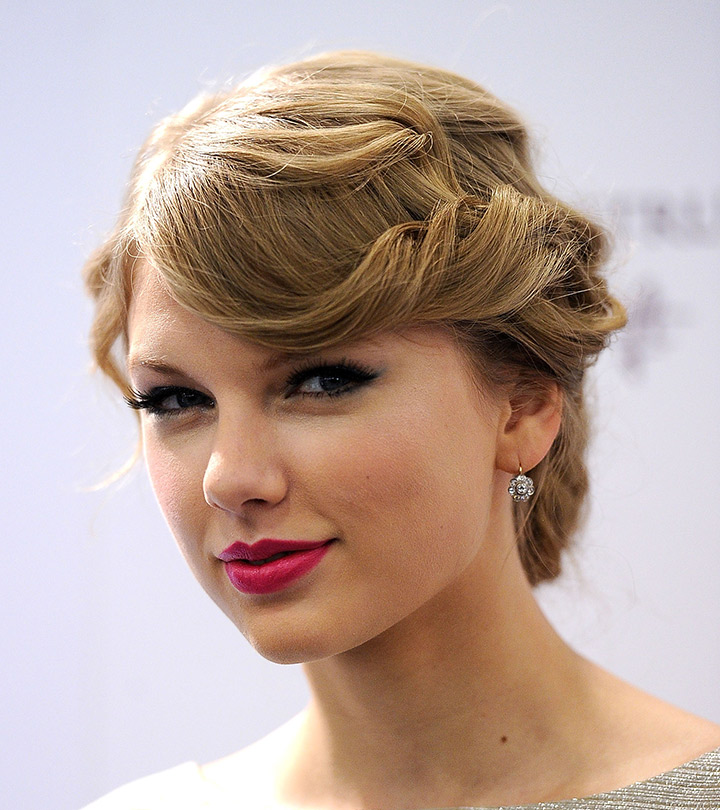 10 superbes coiffures hautes par Taylor Swift