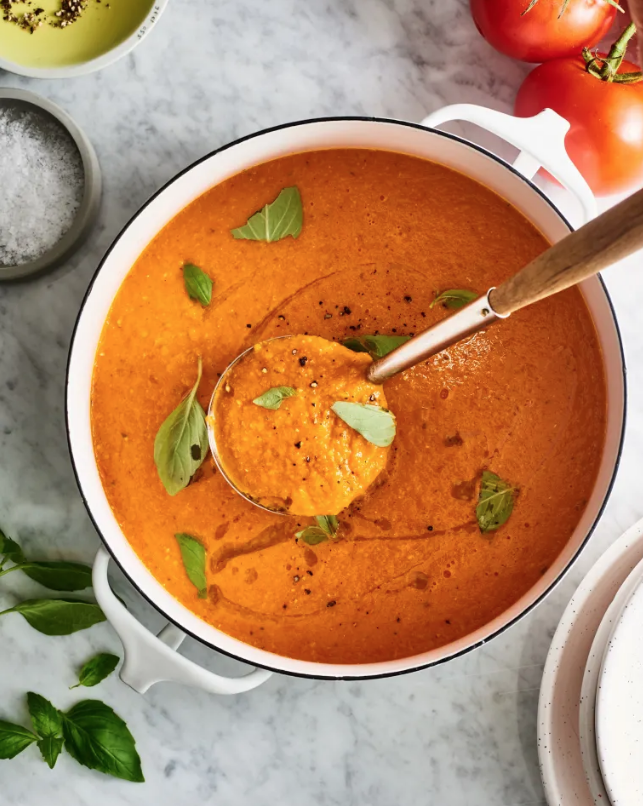 La meilleure soupe aux tomates et au basilic (à base de tomates fraîches) !