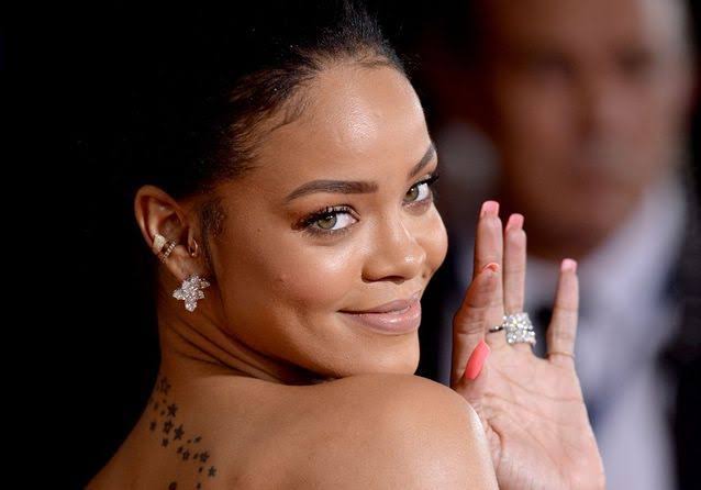 Rihanna tatouages stars tatouages