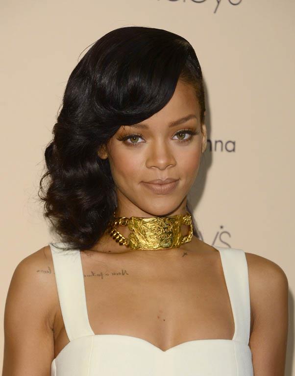 1 5 évolution capillaire Rihanna