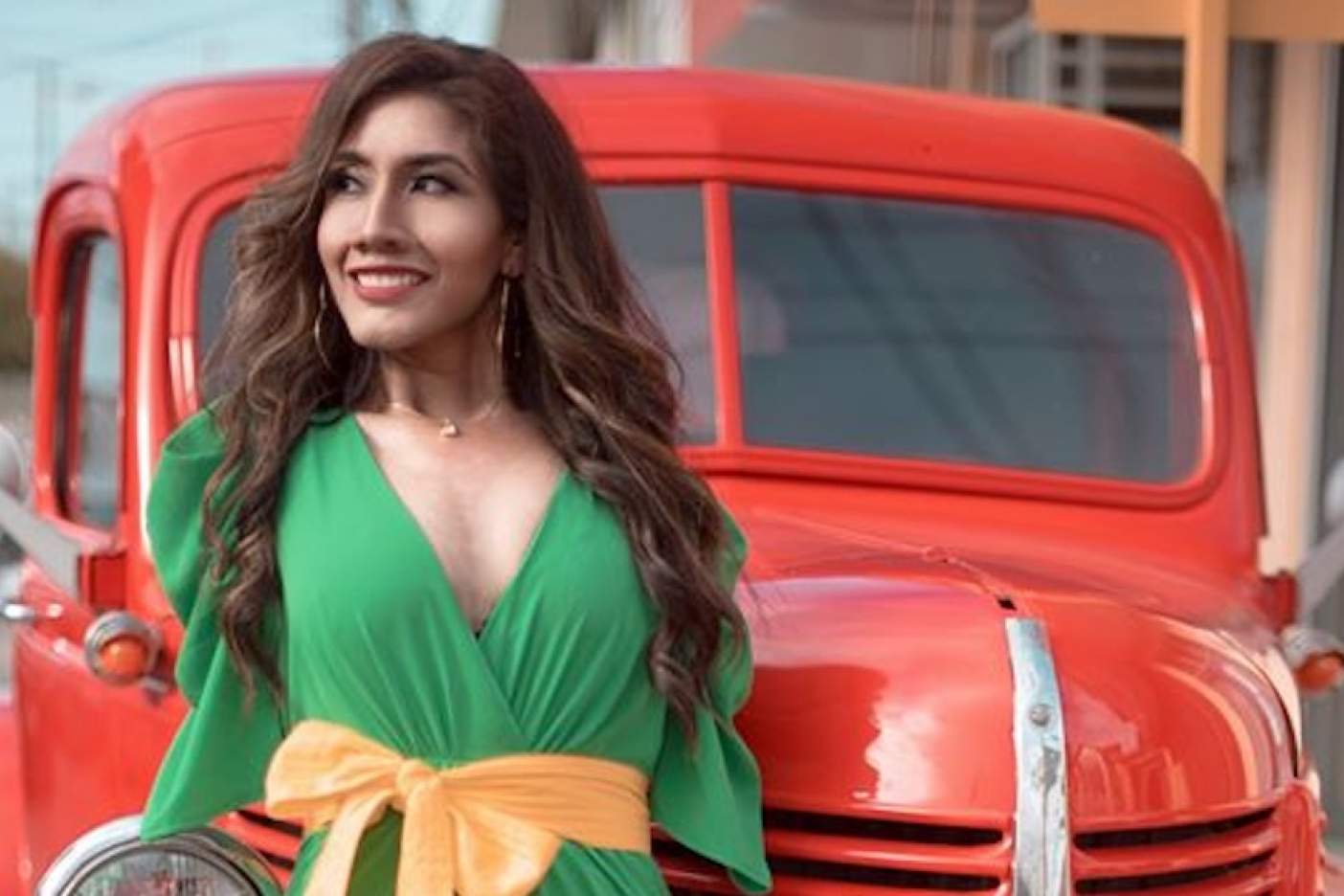Une miss mexicaine née sans bras défie les codes traditionnels de la beauté