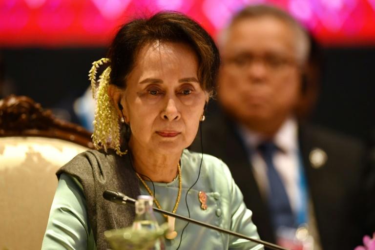 Aung San Suu Kyi - Dirigeant de Birmanie emprisonnée après le coup d'état